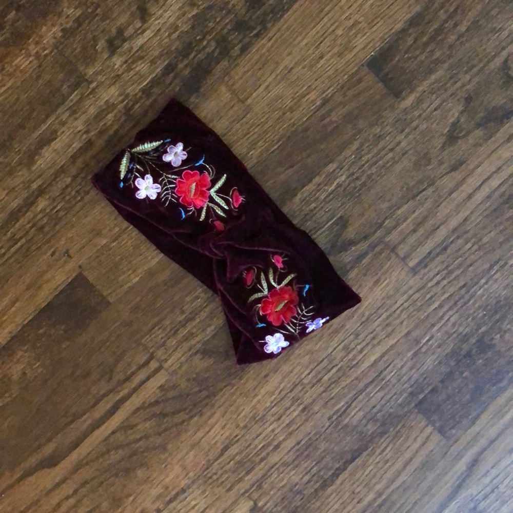Floral Embroidered Headband